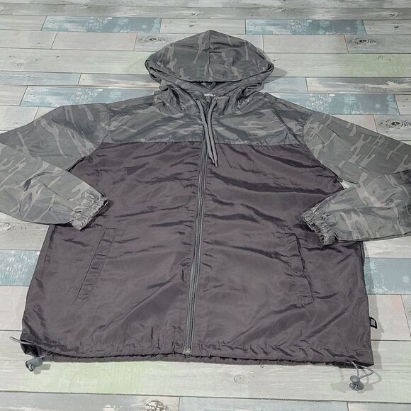 Beautiful Giant Windbreaker Jacket sz Medium - Picture 1 of 4